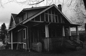 Exterior of Cunningham house, Jan. 1991 thumbnail