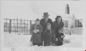Philips family in snow, 10 Mar. 1951 thumbnail