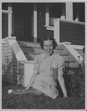 Adell Philips in front of house, [1939 or 1940] thumbnail