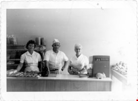 Cor and staff at counter in Middlegate Bakery, [196-] thumbnail