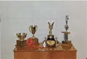 Bur-nee-bee parade float trophies, 1970 thumbnail