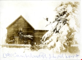 Love family farmhouse in winter, [1900] thumbnail