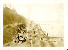 White Rock beach, [c. 1915] thumbnail