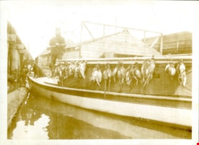 Men with dead fowl on board Burnaby Kid, [191-] thumbnail