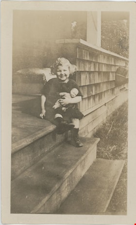 Mary Stanley holding a doll, [192-] thumbnail