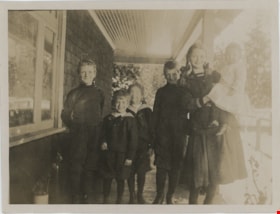 Whiting children on porch of Love farmhouse, [191-] thumbnail