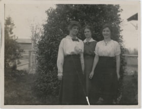 Esther and Dot Love with friend, [191-] thumbnail