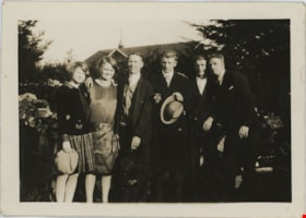Whiting family on Christmas day, [1928] thumbnail