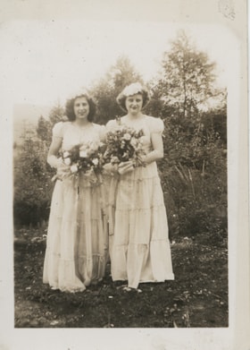 Bridesmaids Joyce and Mary Stanley, [1947] thumbnail