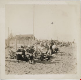 Group on beach, [194-] thumbnail