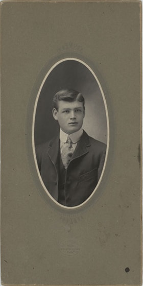 Portrait of Thomas Robert Love, [between 1910 and 1918] thumbnail