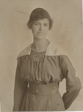 Esther Love Stanley, 1916 thumbnail