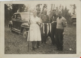 Group with four fish, [between 1947 and 1957] thumbnail
