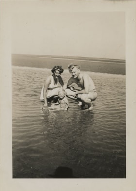Margaret, Robert Leonard and Bob Love at beach in Lincoln City, [between 1950 and 1951] thumbnail