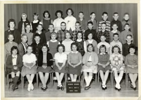 Sussex School Grade 5 class, [1963 or 1964] thumbnail