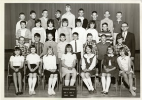 Sussex School Grade 7 class, [1965 or 1966] thumbnail
